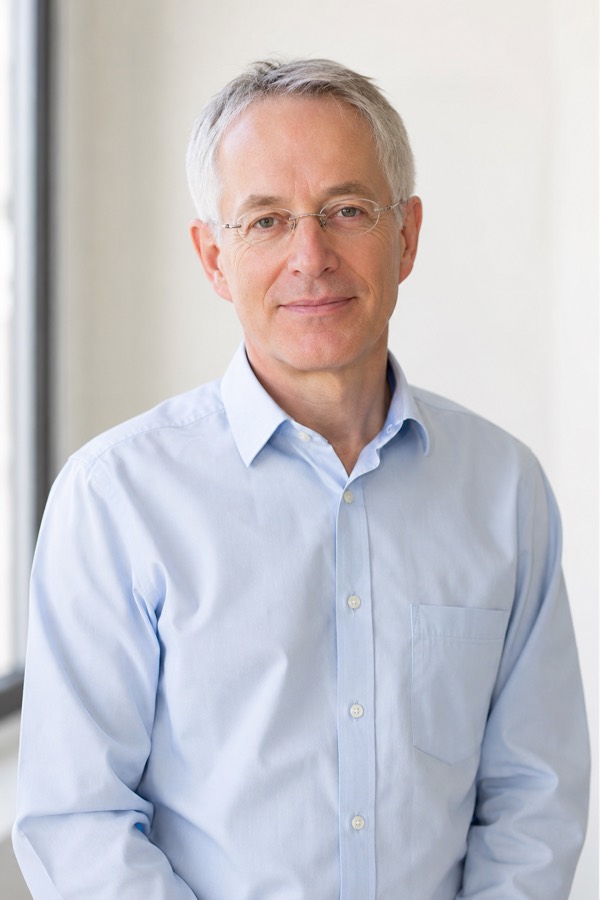 Portrait of Prof. Marc Lüthi